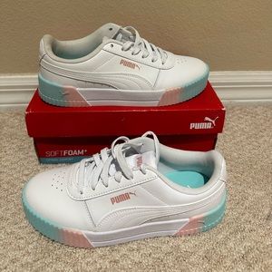 Big girl size 5 puma, great condition, worn only once. Box included